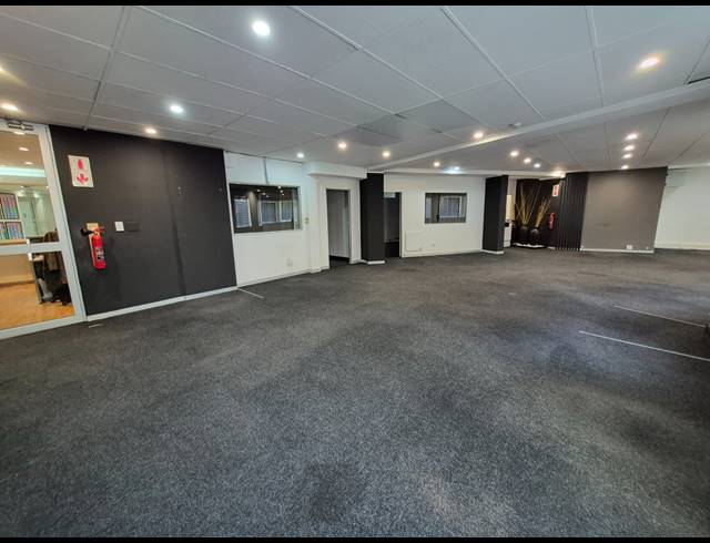207M² OFFICE TO LET IN RIVONIA